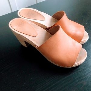 Bryr Clogs